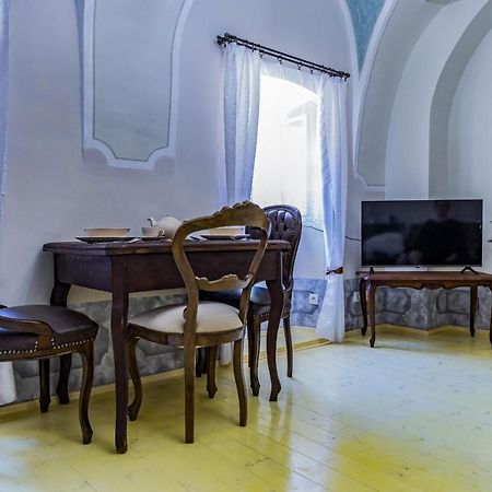 Apartman Charlotte V Dome So Studnou Na Streche บันสกา ชีอาว์นีซา ภายนอก รูปภาพ