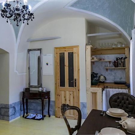 Apartman Charlotte V Dome So Studnou Na Streche บันสกา ชีอาว์นีซา ภายนอก รูปภาพ